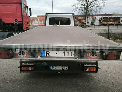Numurs R-111